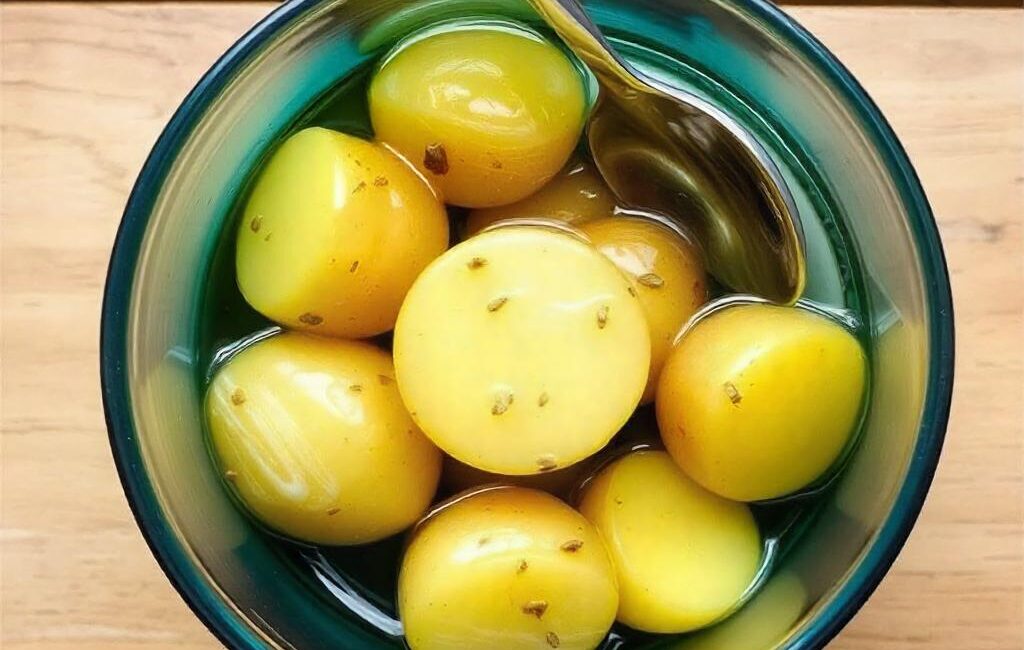 Easy Pickled Potatoes Recipe