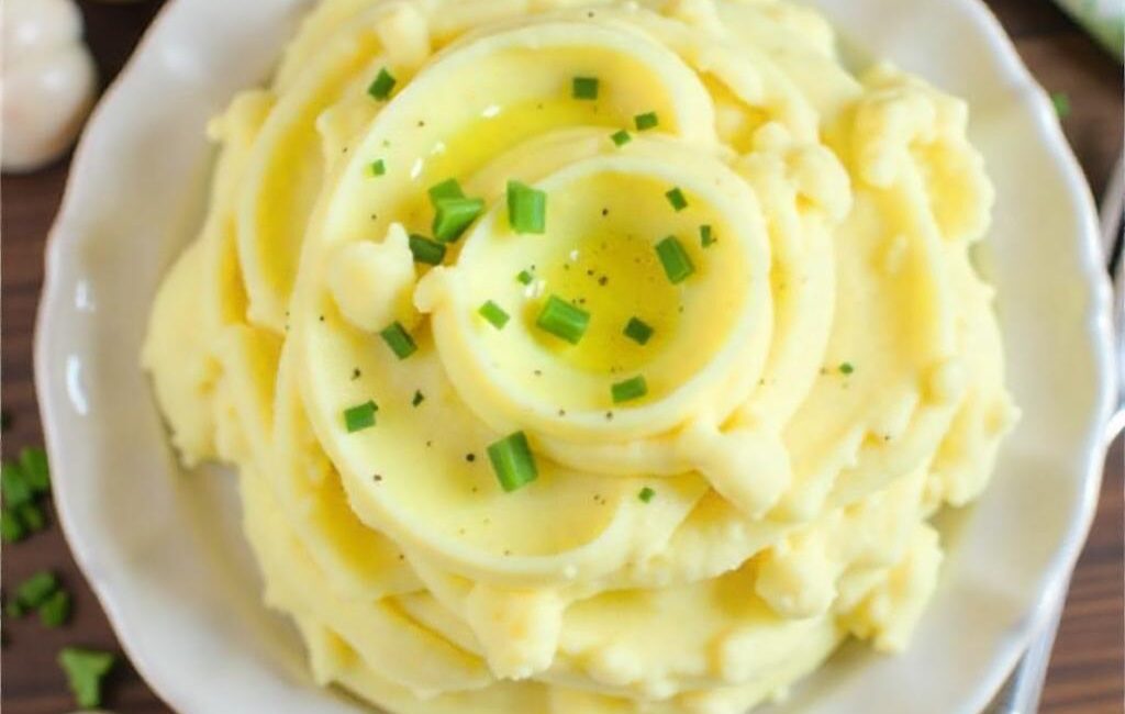 Easy Garlic Mashed Potatoes Recipe